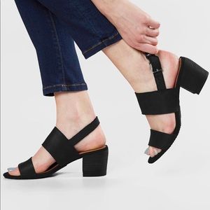 Toms Black Sandals New 5.5